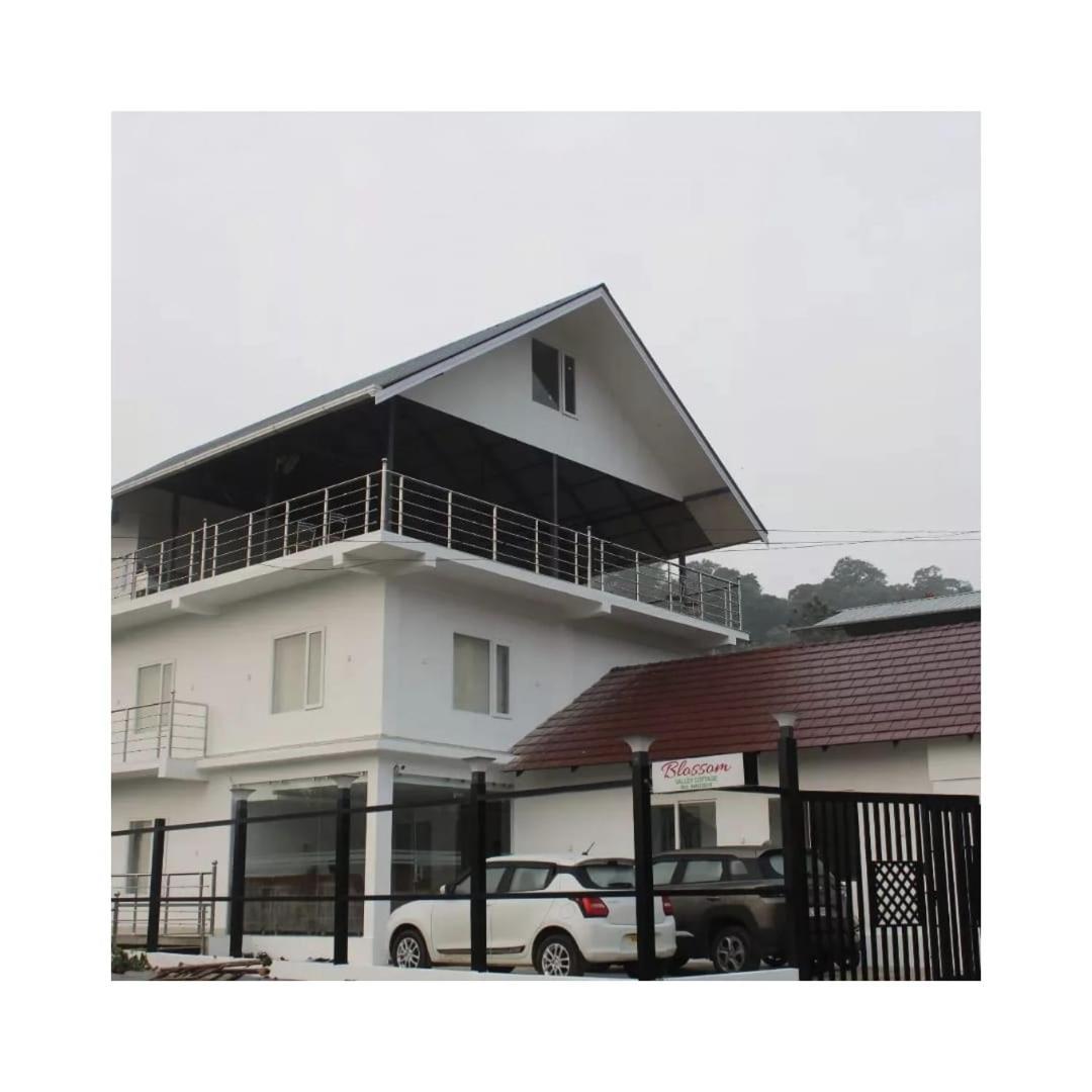 Blossom Valley Cottage Munnar Bagian luar foto