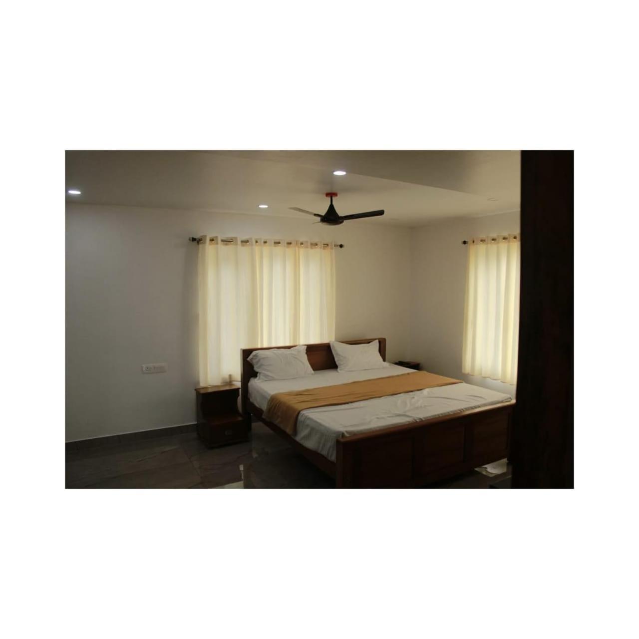 Blossom Valley Cottage Munnar Bagian luar foto