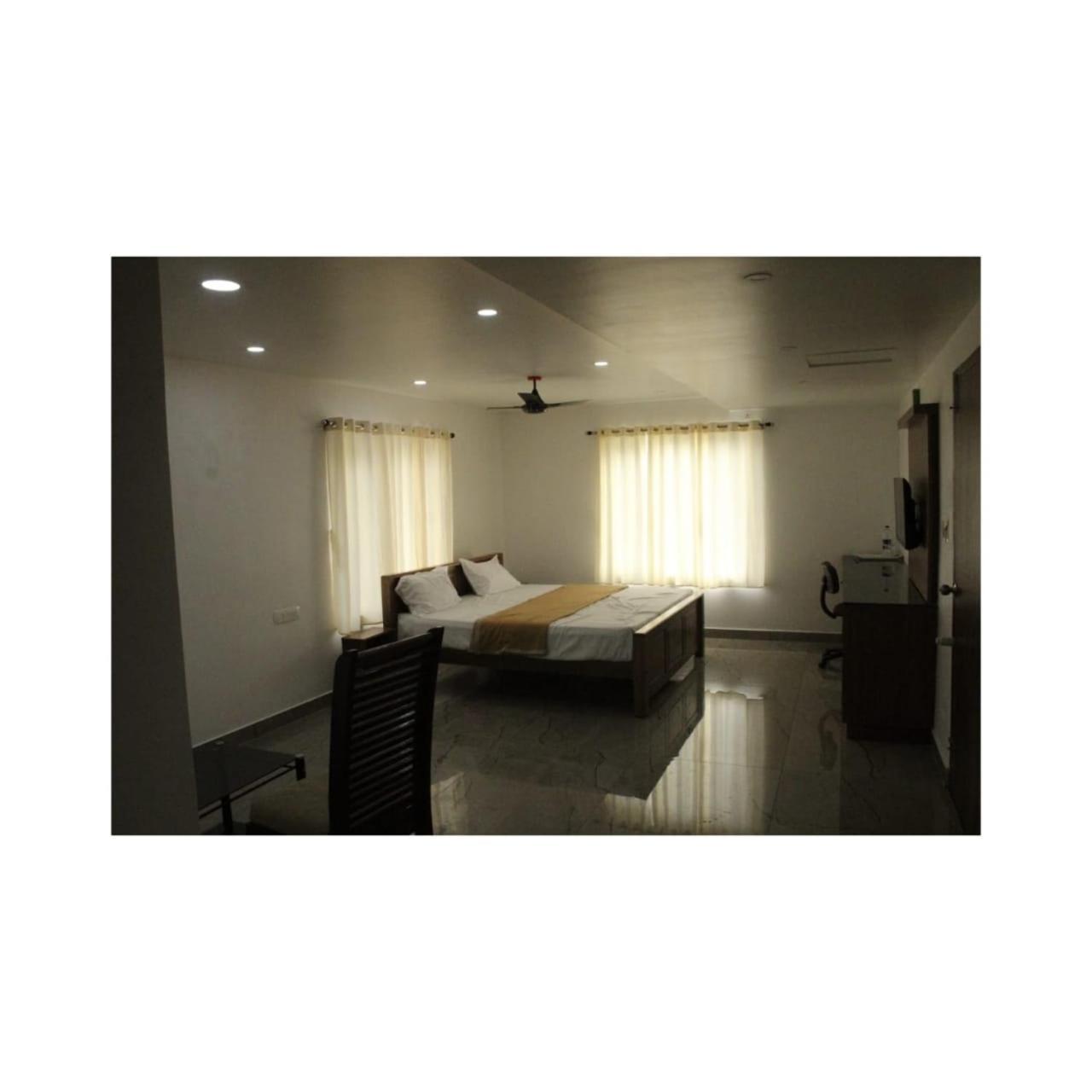 Blossom Valley Cottage Munnar Bagian luar foto