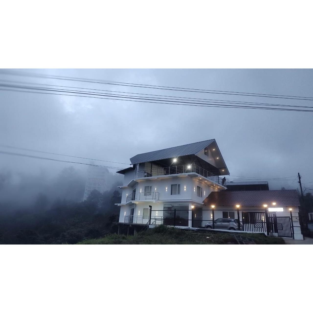 Blossom Valley Cottage Munnar Bagian luar foto