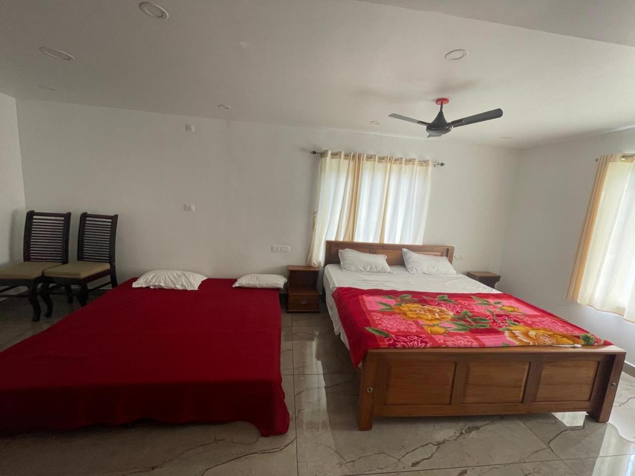 Blossom Valley Cottage Munnar Ruang foto